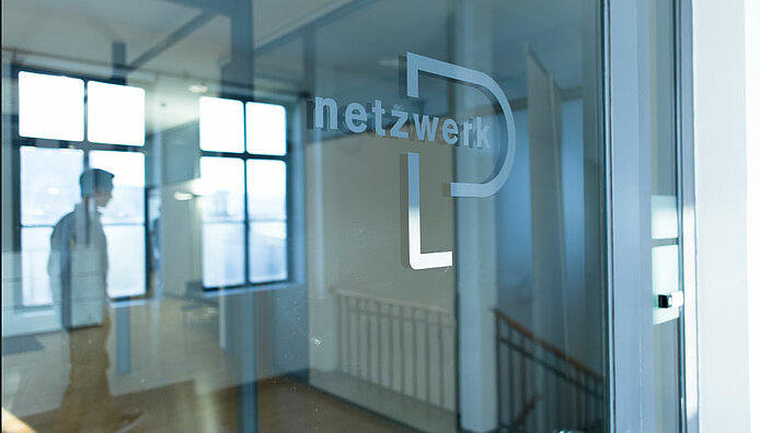 Netzwerk-p Foto von Tobias Sauer-easyJob im Agentursoftware-Guide